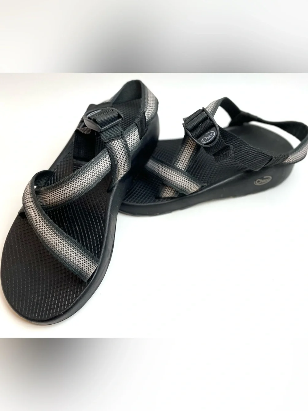 Chaco Z/Cloud Hiking Sport Sandals Black Gray Adjustable Straps Outdoor Sz 11